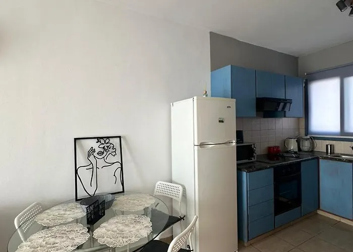 1 Bedroom With Communal Pool