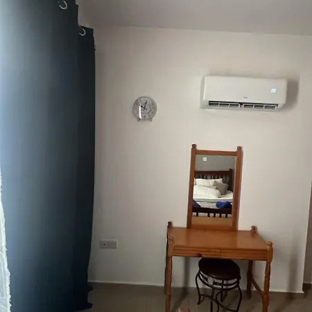 1 Bedroom With Communal Pool Lägenhet Paphos