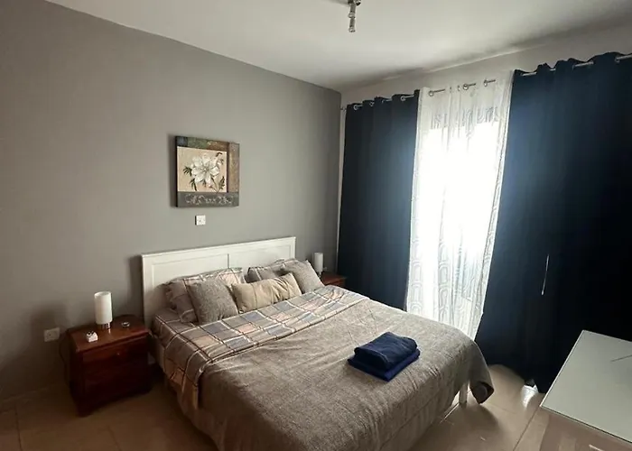 아파트 1 Bedroom With Communal Pool 파포스