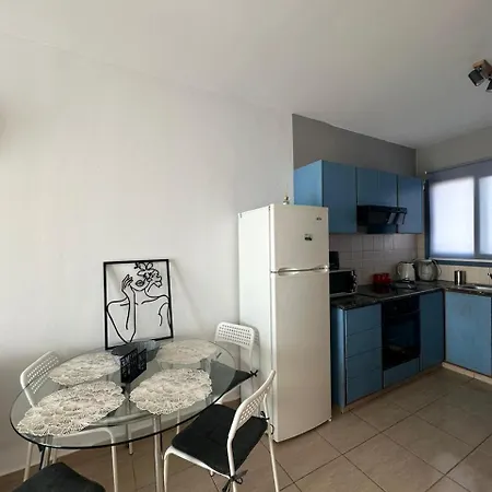 1 Bedroom With Communal Pool